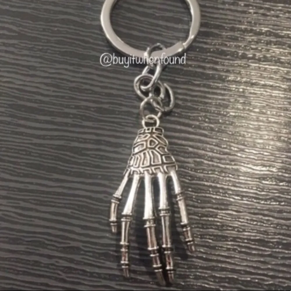 Skeleton Hand Steam Punk Gothic Skull Keychain